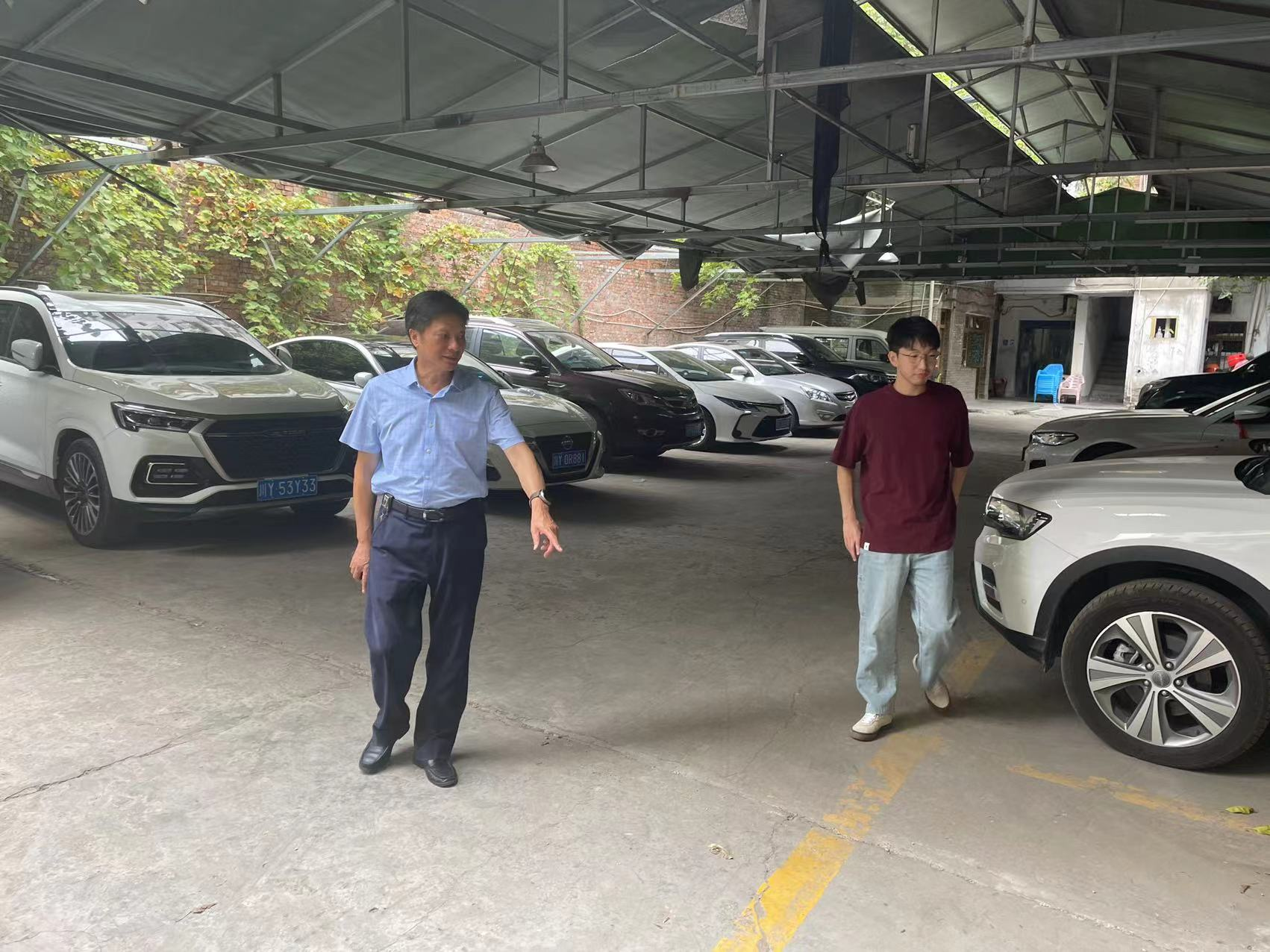 集團黨委書記、董事長許大政深入 “包保”社區(qū)開展創(chuàng)文督導工作