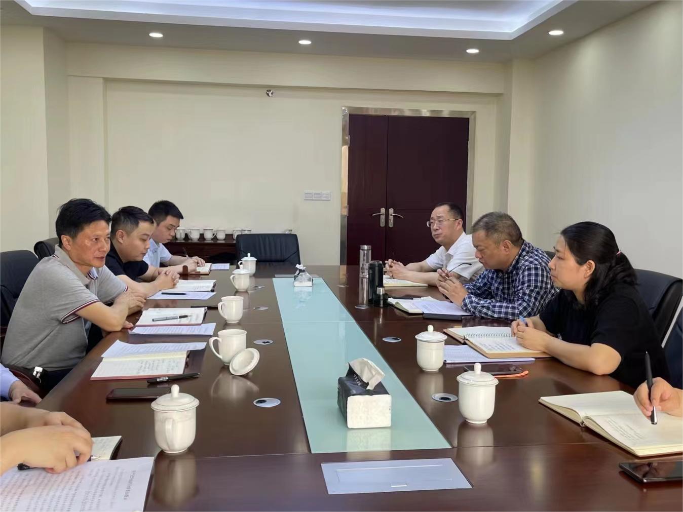 集團黨委書記、董事長許大政一行赴巴中農(nóng)商行開展業(yè)務(wù)合作洽談會